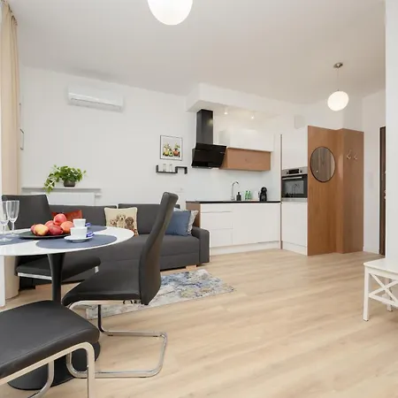Appartement Holzera 3 - Close To Medicover/paley Warschau