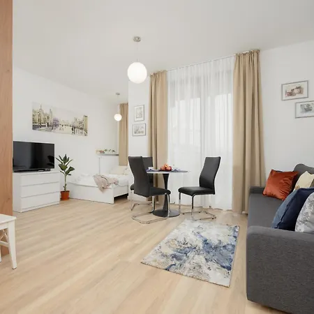Holzera 3 - Close To Medicover/paley Warszawa