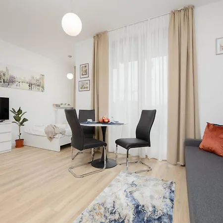 Holzera 3 - Close To Medicover/paley Appartement *